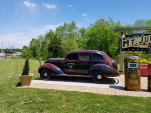 gas pump mt Juliet tn welcome sign